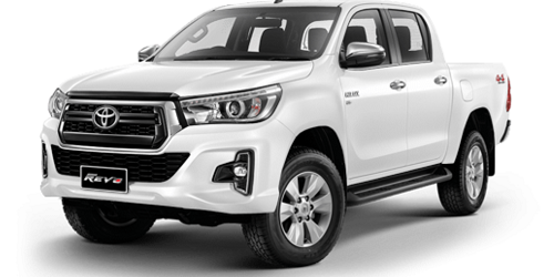 Armada kendaraan Iwan Rental Mobil yang bersih dan siap digunakan untuk perjalanan yang nyaman dan terpercaya