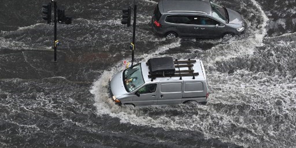 BRITAIN-WEATHER-FLOODING