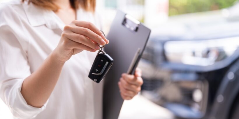 Mobil dari Iwan Rental Mobil yang nyaman dan siap digunakan untuk perjalanan di Pekanbaru