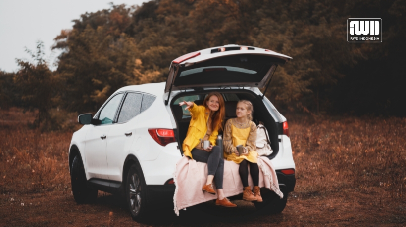 Armada Iwan Rental Mobil yang terawat dan siap digunakan sebagai solusi transportasi tanpa keraguan.
