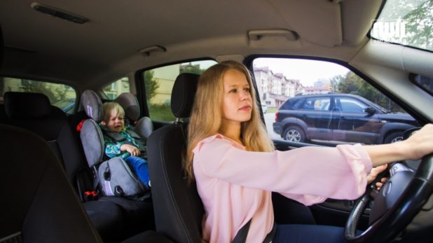 Iwan Rental Mobil menyediakan kendaraan nyaman dan terawat untuk perjalanan aman dan menyenangkan.