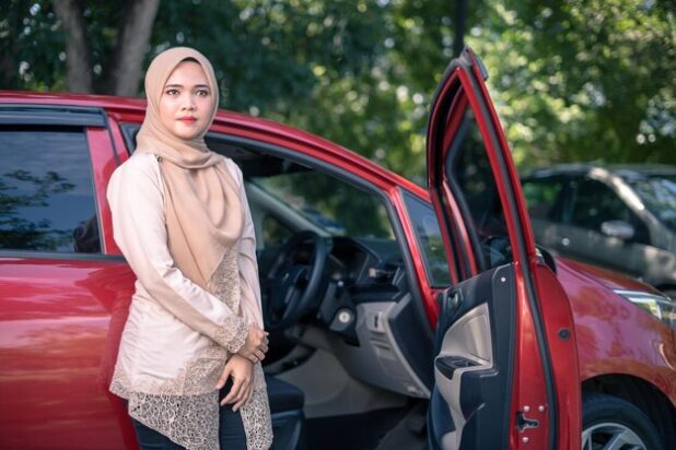 Armada Iwan Rental Mobil yang bersih dan nyaman untuk mendukung perjalanan pelanggan.