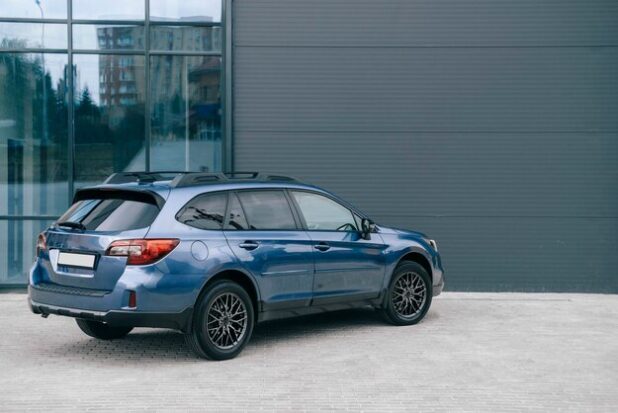 modern-subcompact-crossover-suv-beautiful-wheels_263957-413