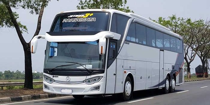 Sewa mobil untuk wisata Pekanbaru nyaman dan aman bersama Iwan Rental Mobil.