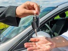 Mobil rental dari Iwan Rental Mobil yang bersih dan terawat sebagai layanan rental mobil terpercaya untuk perjalanan