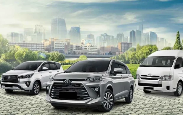 Perbedaan sewa mobil harian, mingguan, dan bulanan.