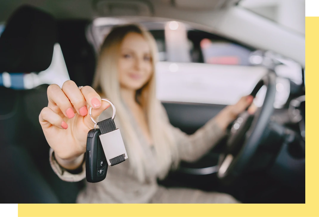 Sewa mobil lepas kunci untuk perjalanan fleksibel dan bebas.
