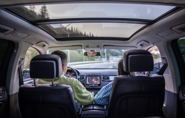 Iwan Rental Mobil, Solusi Rental Mobil Nyaman dan Profesional.